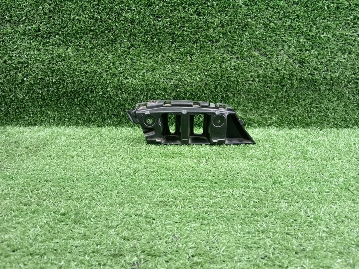 Кронштейн крепления бампера левый Volkswagen Tiguan I (2007—2011)