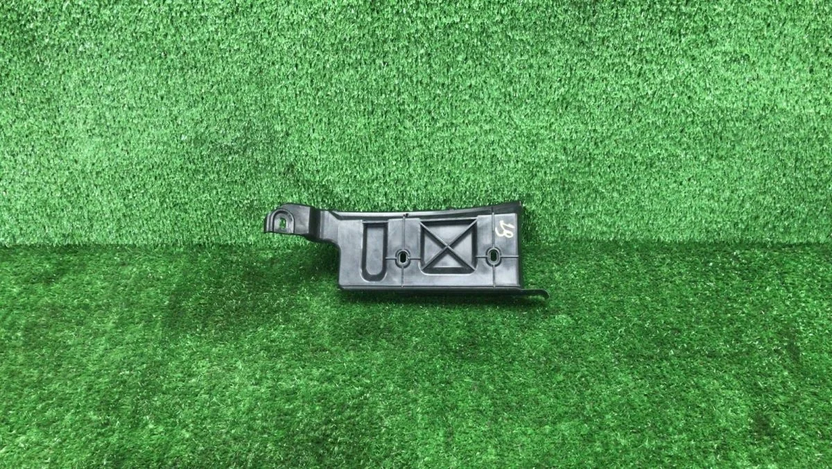 Крепление заднего бампера левое Audi A6 C6 (2004—2008)