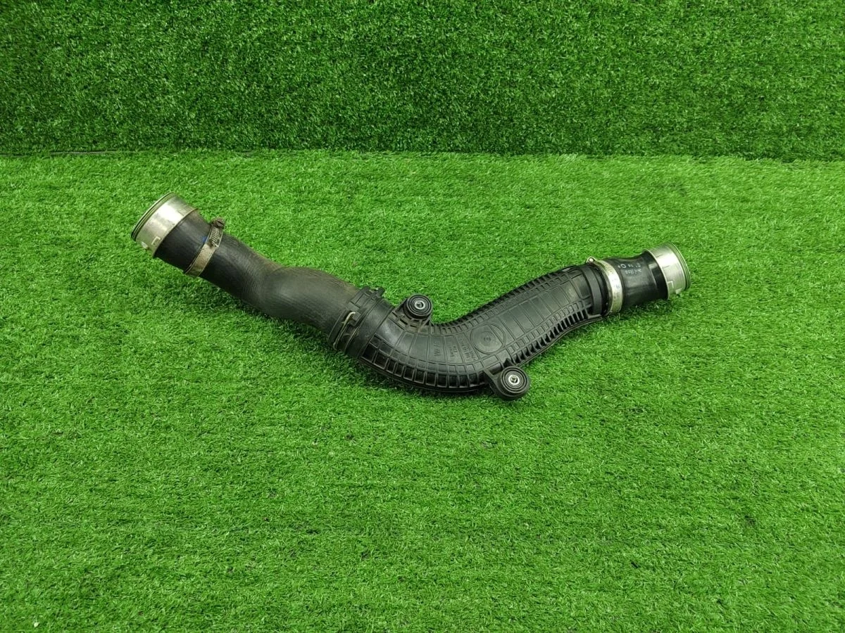 Патрубок интеркуллера Audi A3 8P рестайлинг 2 (2008—2013)