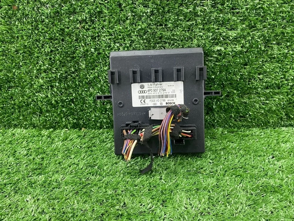 Блок управления бортовой сети Audi A6 C6 рестайлинг (2008—2011)