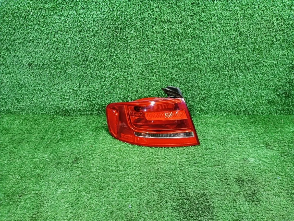 Фонарь задний левый седан Audi A4 B8 (2007—2012)