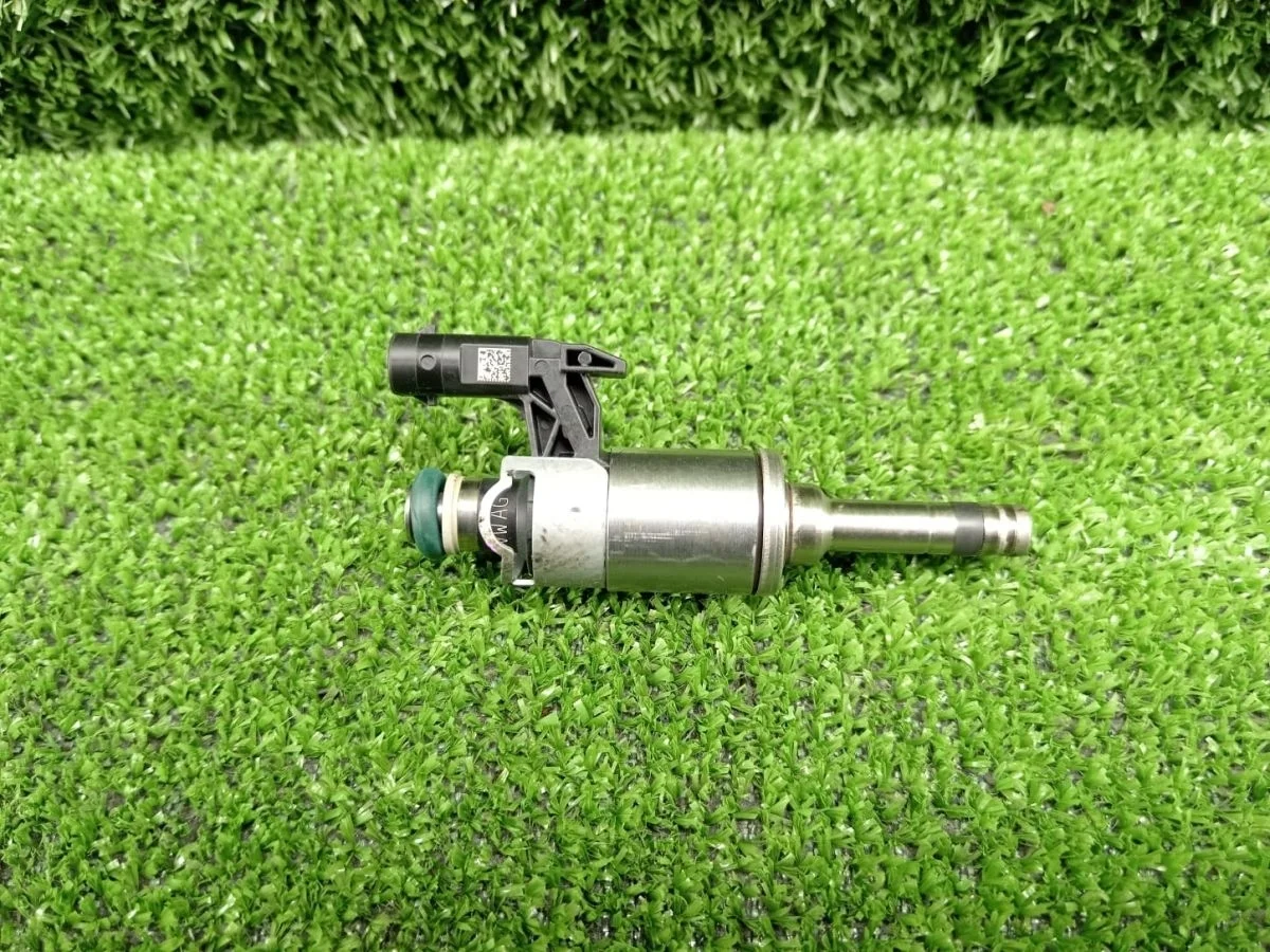 Форсунка топливная Audi A3 8V (2012—2016)