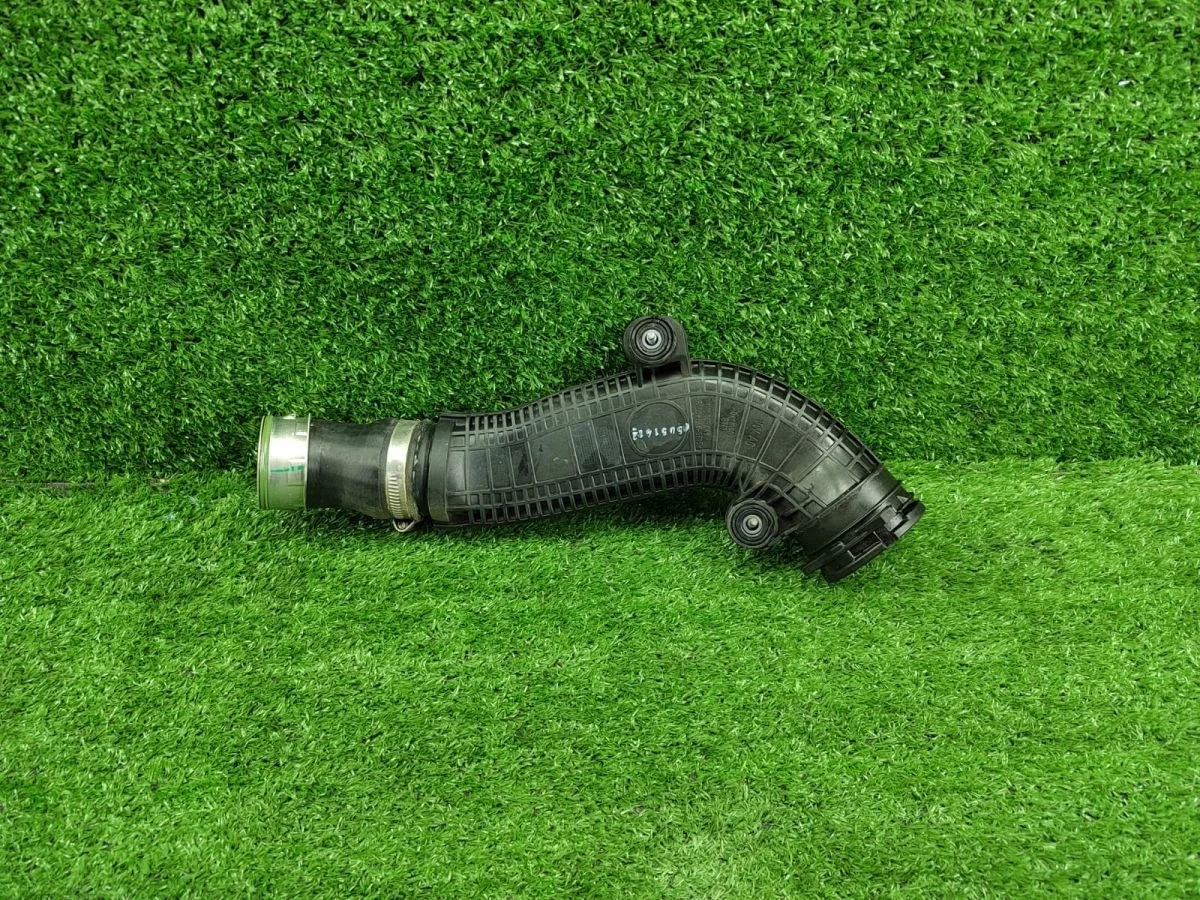 Патрубок интеркуллера Volkswagen Tiguan I (2007—2011)