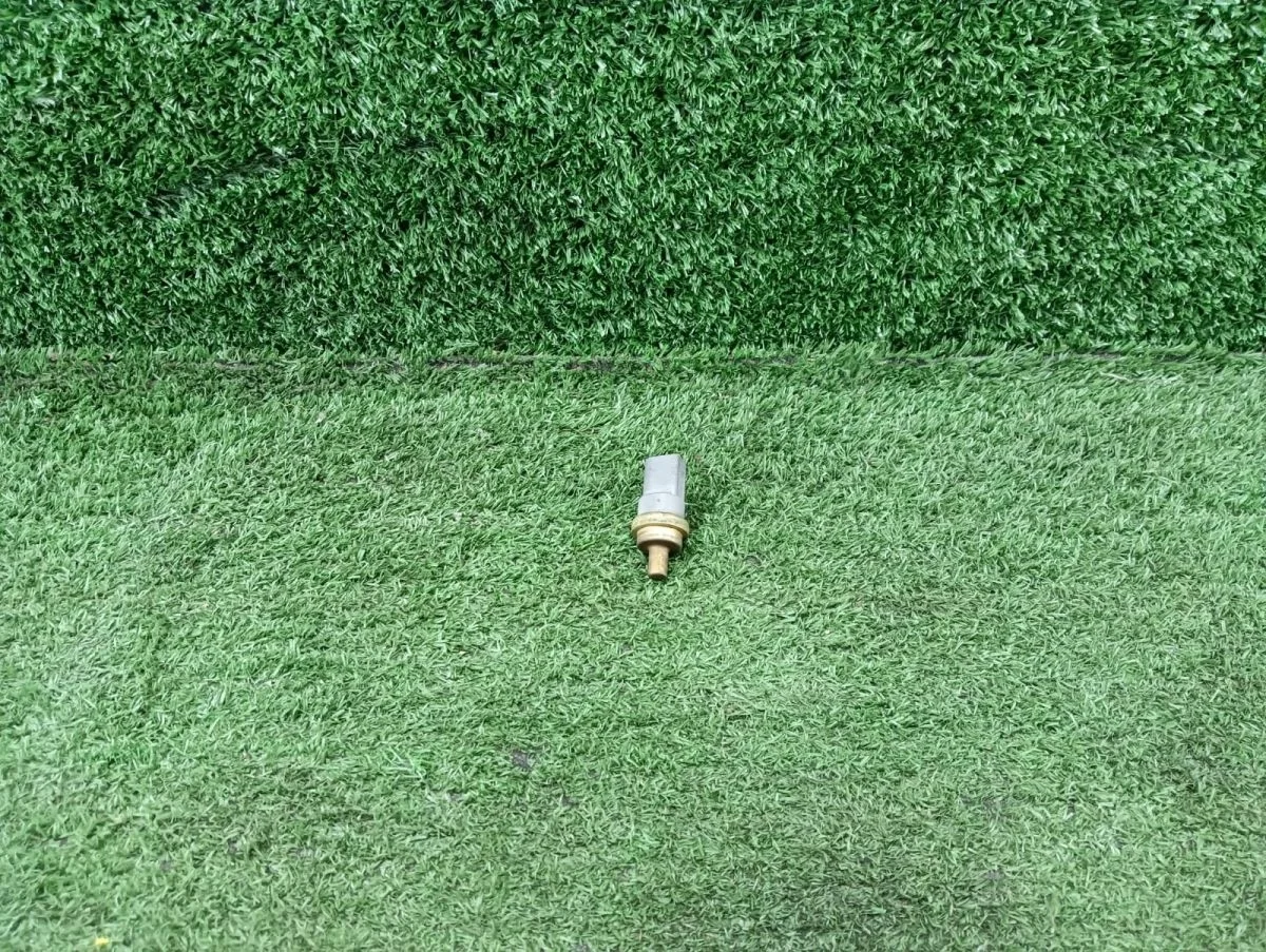 Датчик температуры 06A919501A Audi A6 Allroad Quattro C6 (2006—2008)