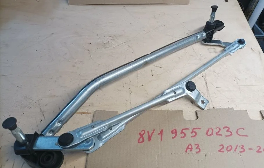 Трапеция стеклоочистителей Audi A3 8V (2012—2016)