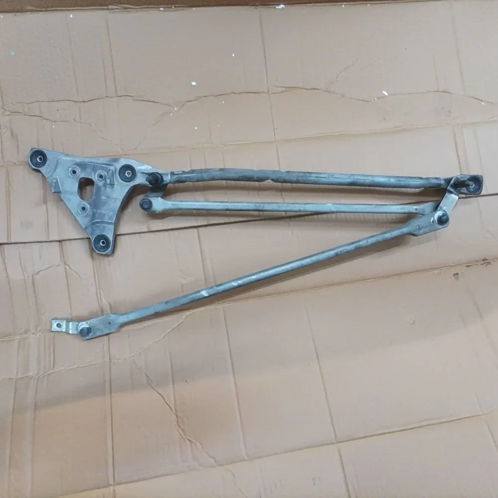 Трапеция стеклоочистителей Volvo S40 II (2004—2007)