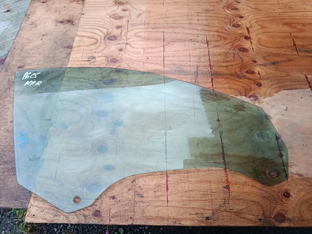 Стекло двери передней Audi A6 C5 (1997—2001)