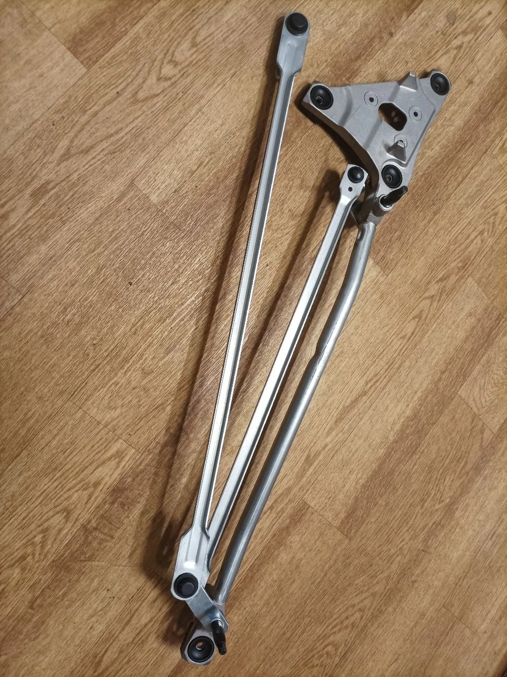 Трапеция стеклоочистителей Volvo S40 II (2004—2007)