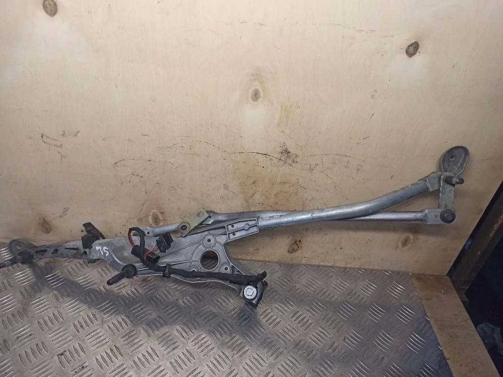 Трапеция стеклоочистителей Mercedes-Benz E-класс W212/S212/C207/A207 рестайлинг (2013—2016)