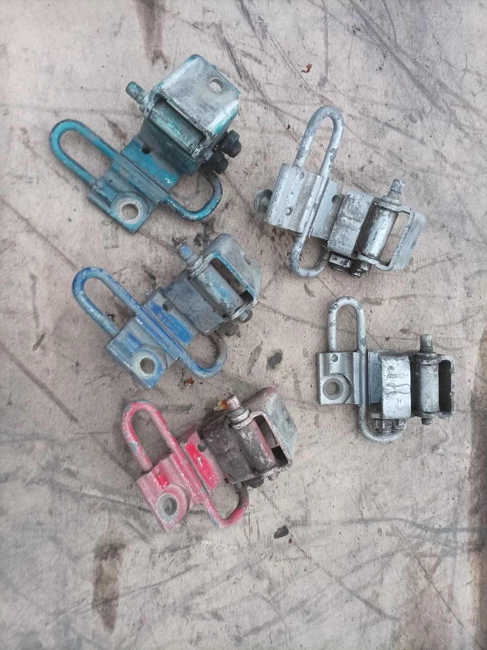 Петля двери Volkswagen Passat CC B6 (2008—2012) б.у 4b0833411a, 3b4833411b, 1j4833411c