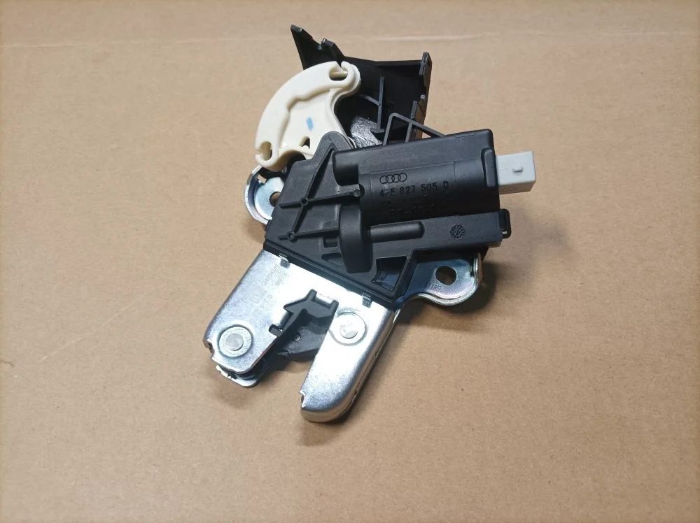 Замок багажника Volkswagen Passat B6 (2005—2010)