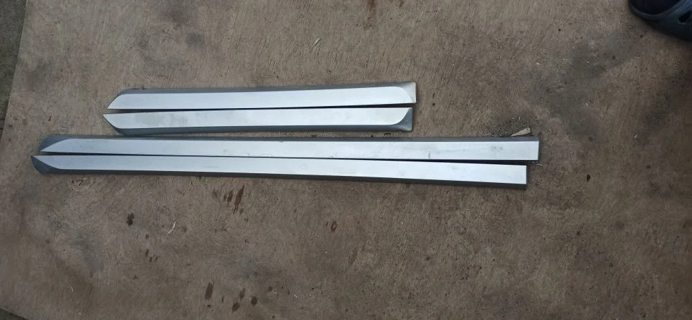 Молдинг двери Volkswagen Passat B7 (2010—2015)