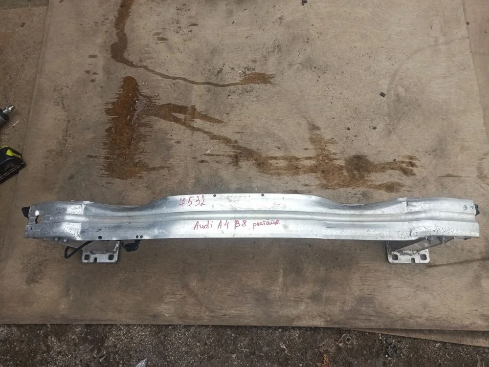 Усилитель переднего бампера Audi A4 B8 рестайлинг (2011—2015)