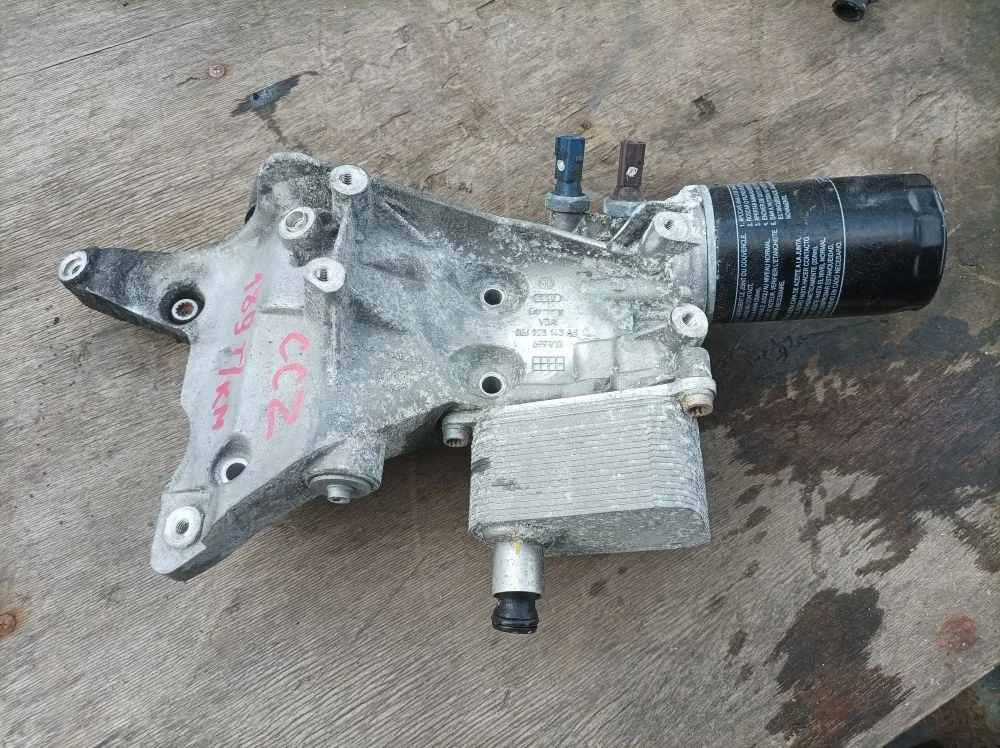 Кронштейн генератора Volkswagen Passat B7 (2010—2015) б.у 06j903143ah