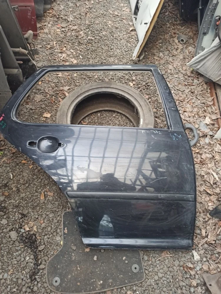 Дверь Volkswagen Golf R VI (2009—2013) б.у 1J6833056F