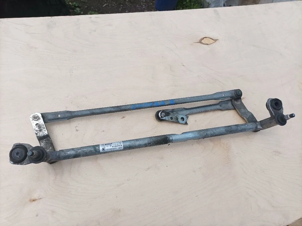 Трапеция стеклоочистителей Skoda Octavia II (2004—2009) б.у 1Z1955601