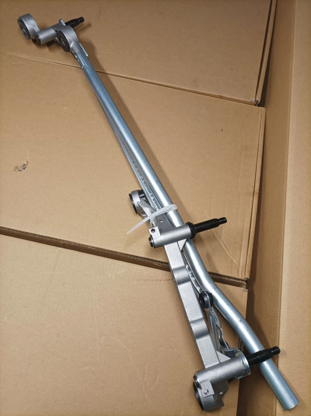 Трапеция стеклоочистителей Audi Q7 4L (2005—2009) новый 4l1955023d