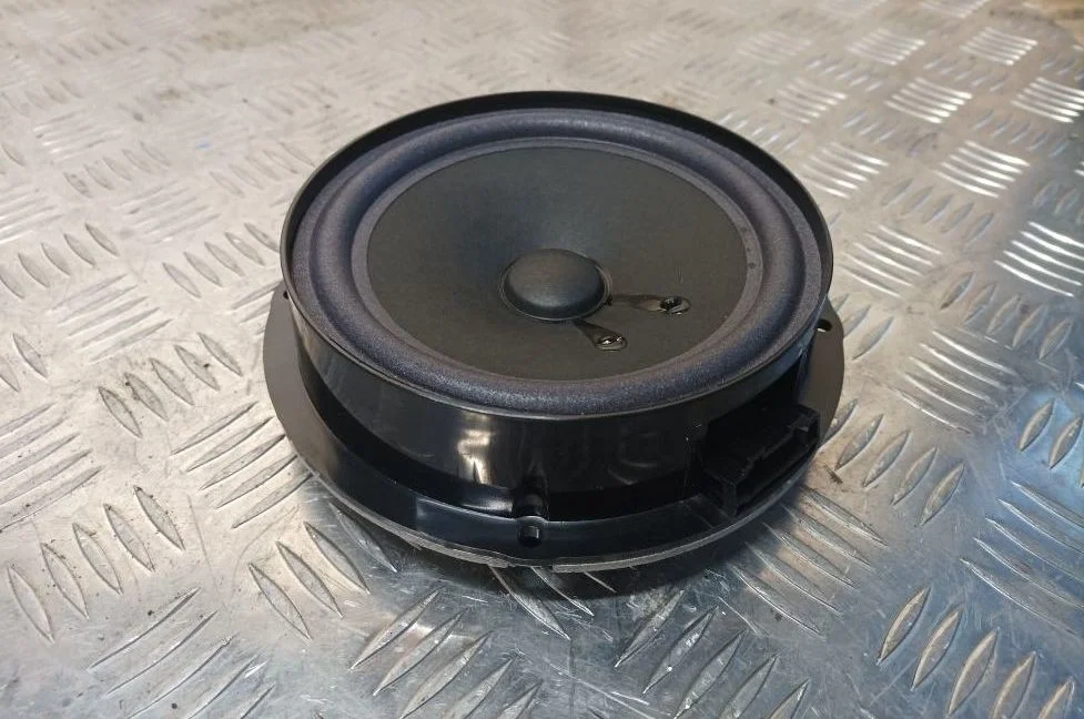 Динамик Skoda Octavia II рестайлинг (2008—2013)