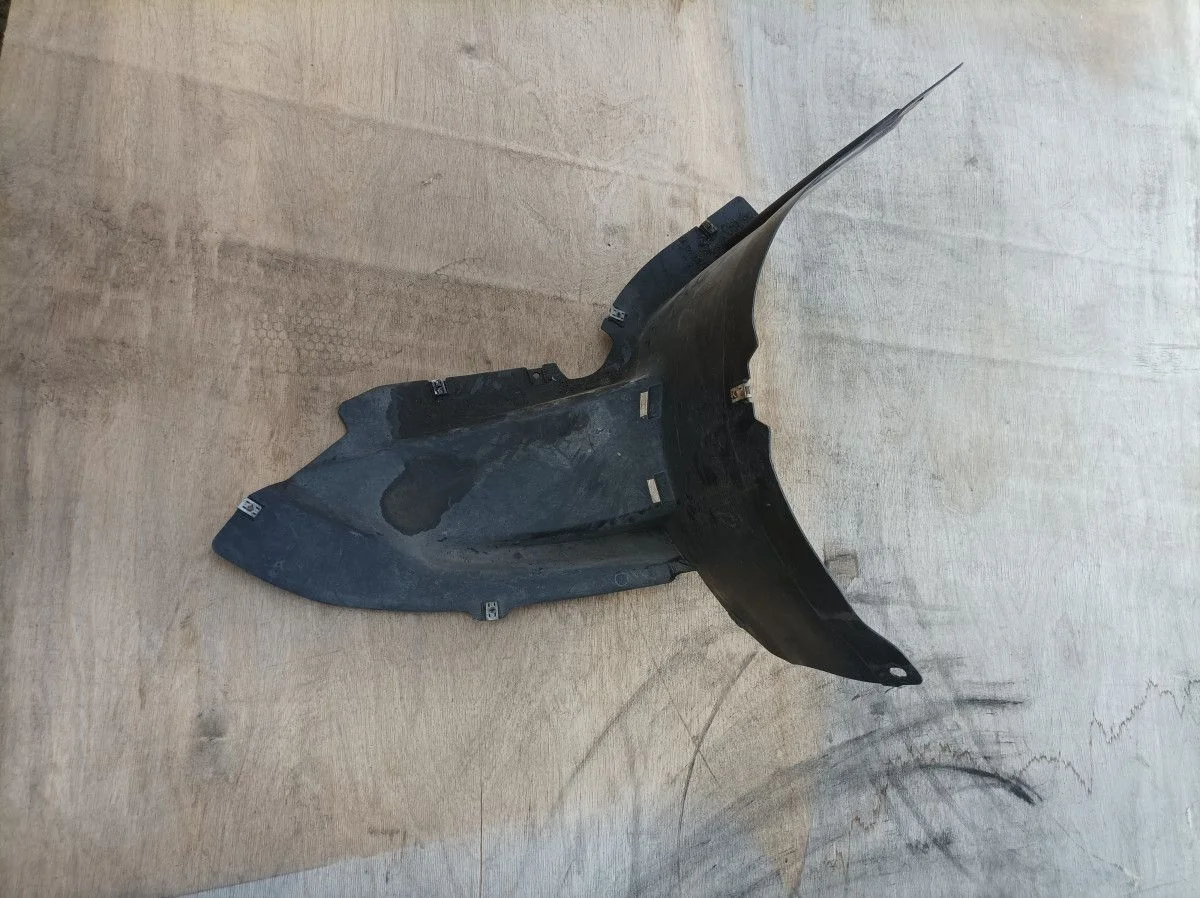 Подкрылок передний Volkswagen Passat B6 (2005—2010) б.у 3C0805911B