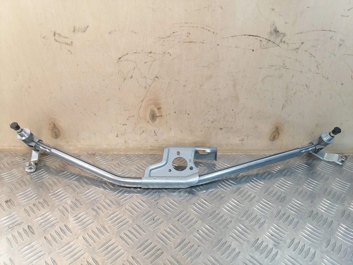 Трапеция стеклоочистителей Volkswagen Transporter T4 (1990—2003)