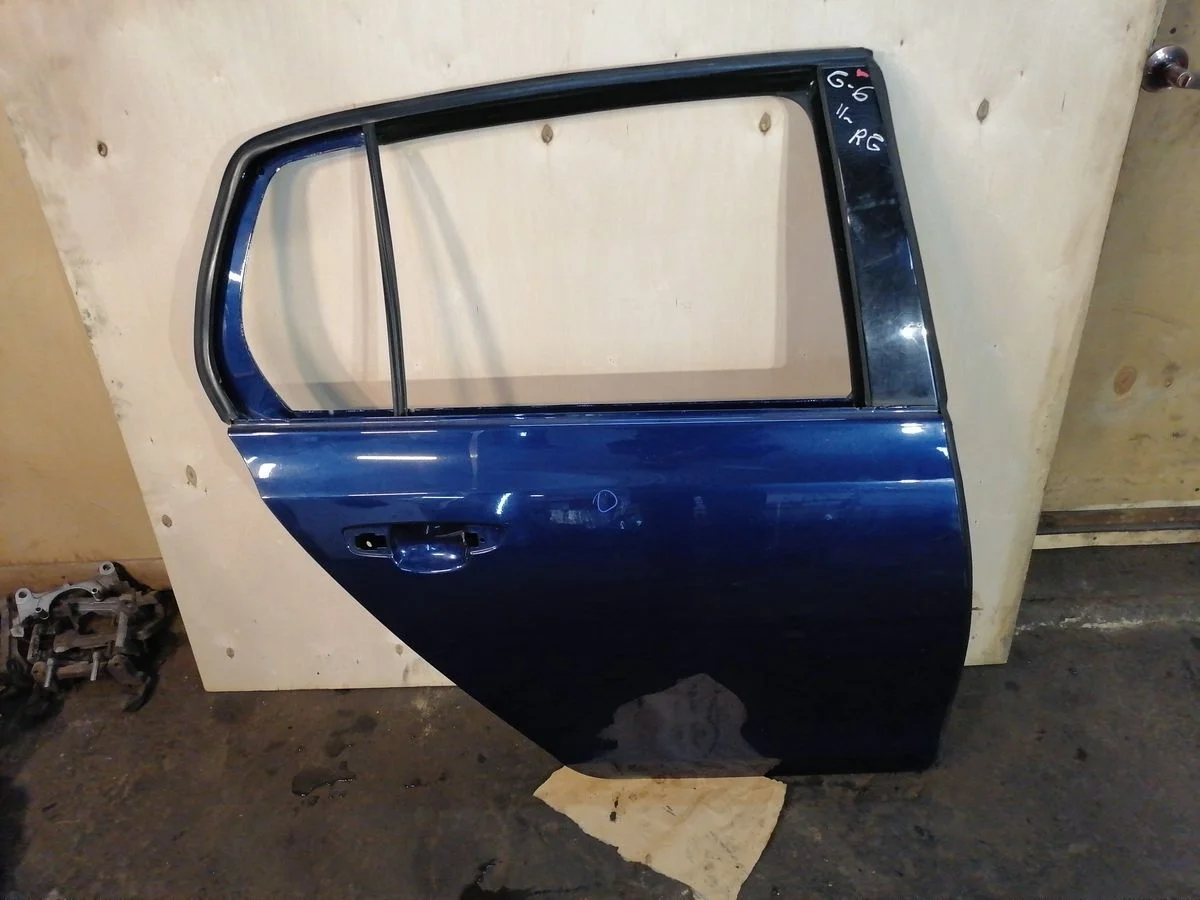 Дверь Volkswagen Golf Mk6 (2008—2012) б.у 5K6833056K