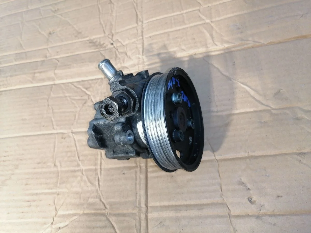 Насос гидроусилителя Audi A4 B7 (2004—2009)