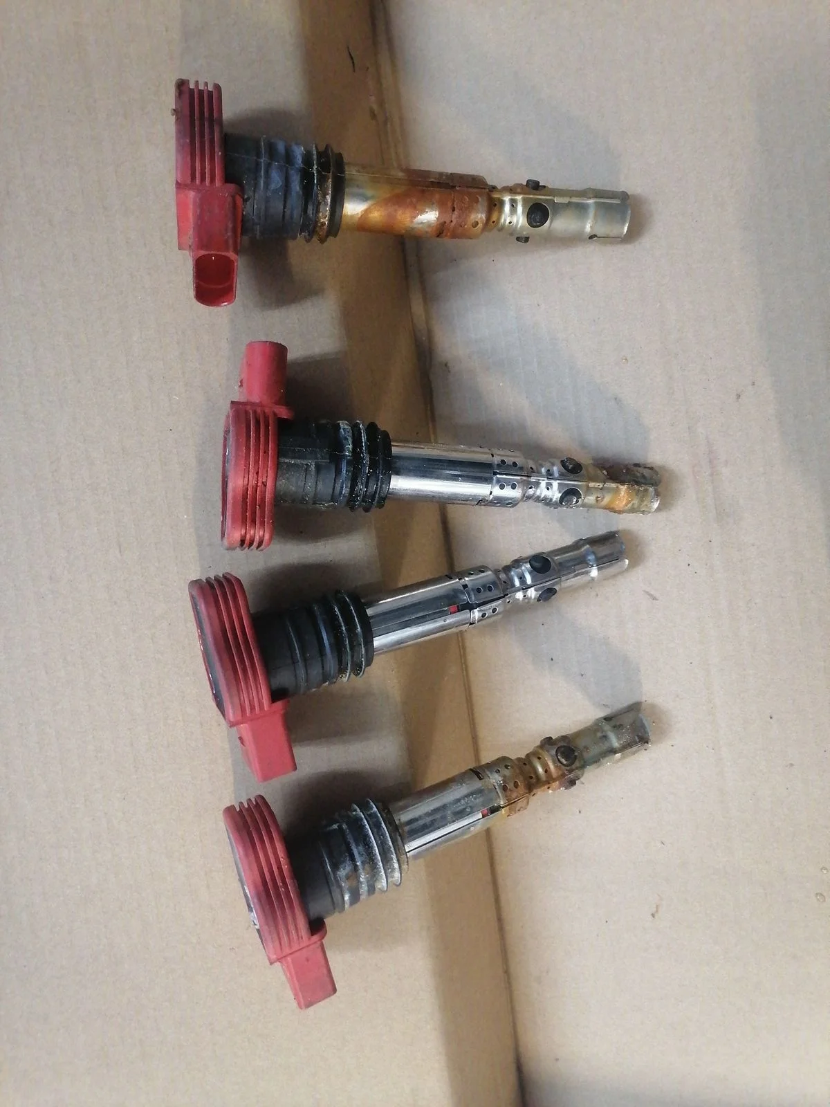 Катушка зажигания Audi A4 B6 (2000—2006) б.у 06A905115D