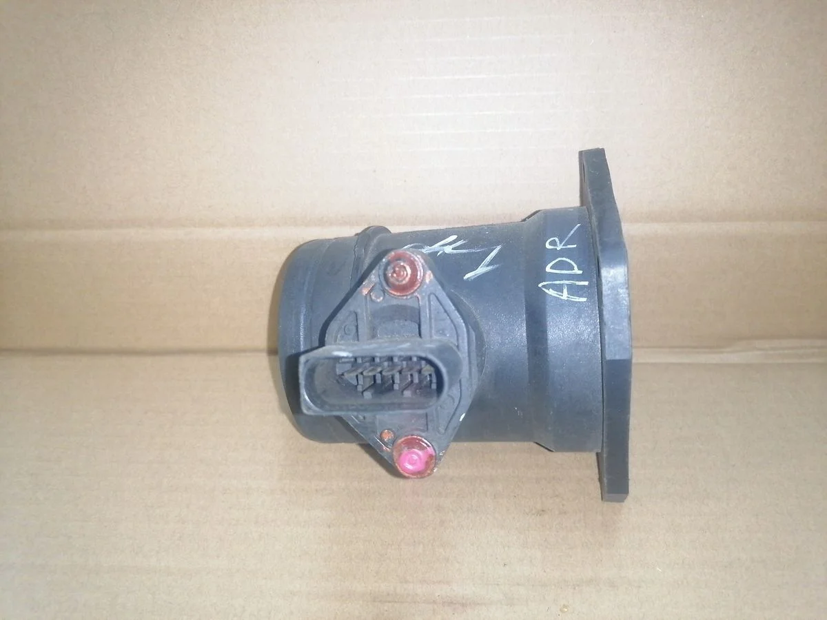 Расходомер воздуха (массметр) Volkswagen Passat B5 (1996—2001)