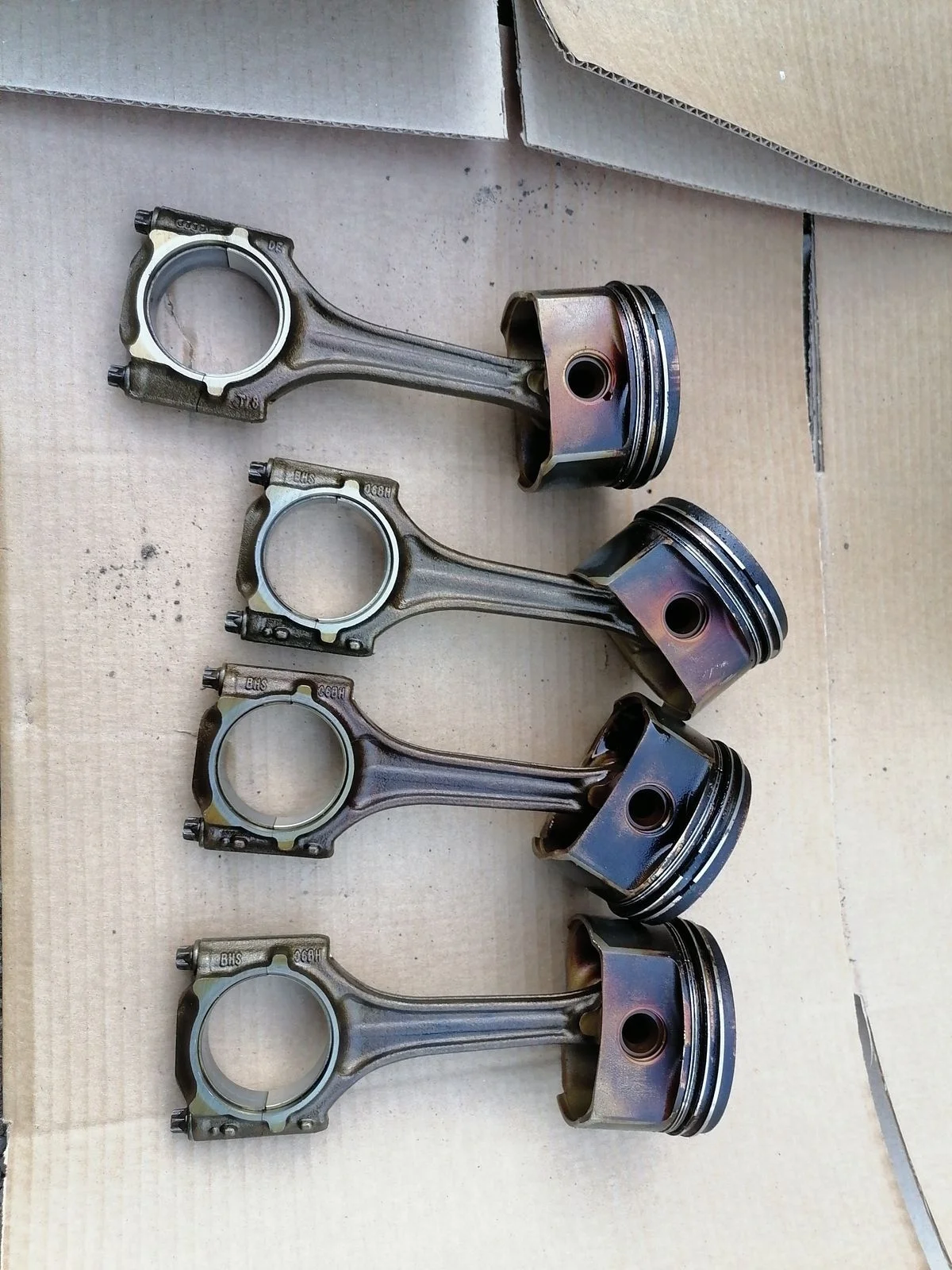 Шатун Audi A4 B6 (2000—2006) б.у 06A198401