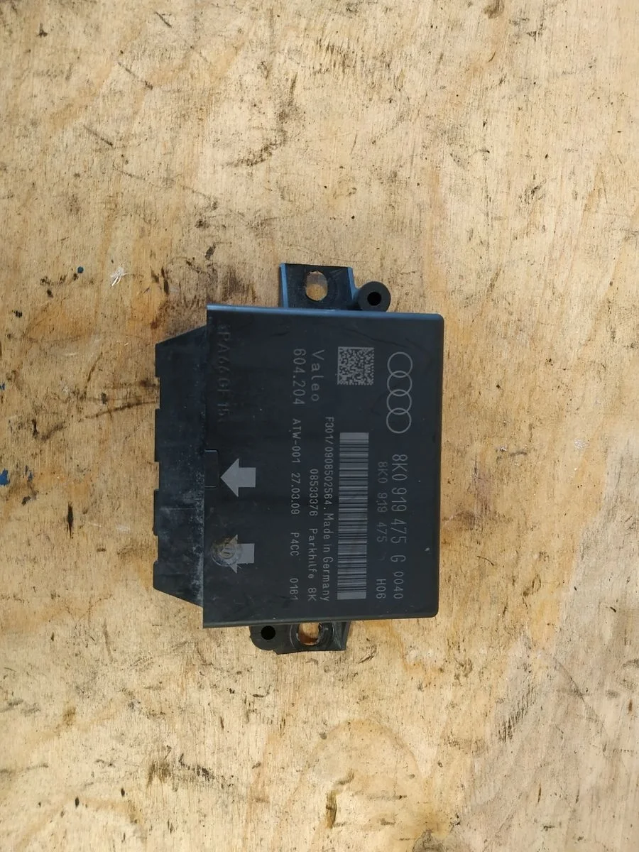 Блок управления парктрониками Audi Q5 I (2008—2012)