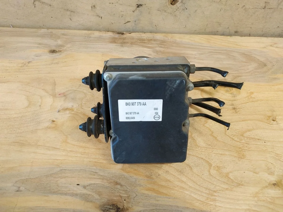 Блок ABS (насос) Audi A4 B8 (2007—2012)