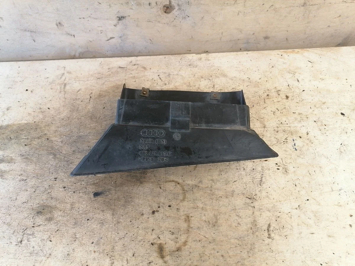 Гофра воздуховода Audi A6 C5 (1997—2001) б.у 4b0129617c