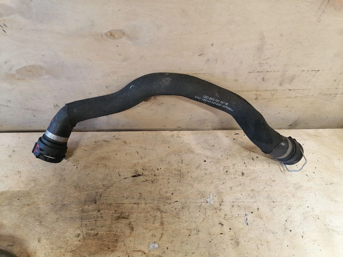 Шланг системы охлаждения Audi A4 B8 (2007—2012)