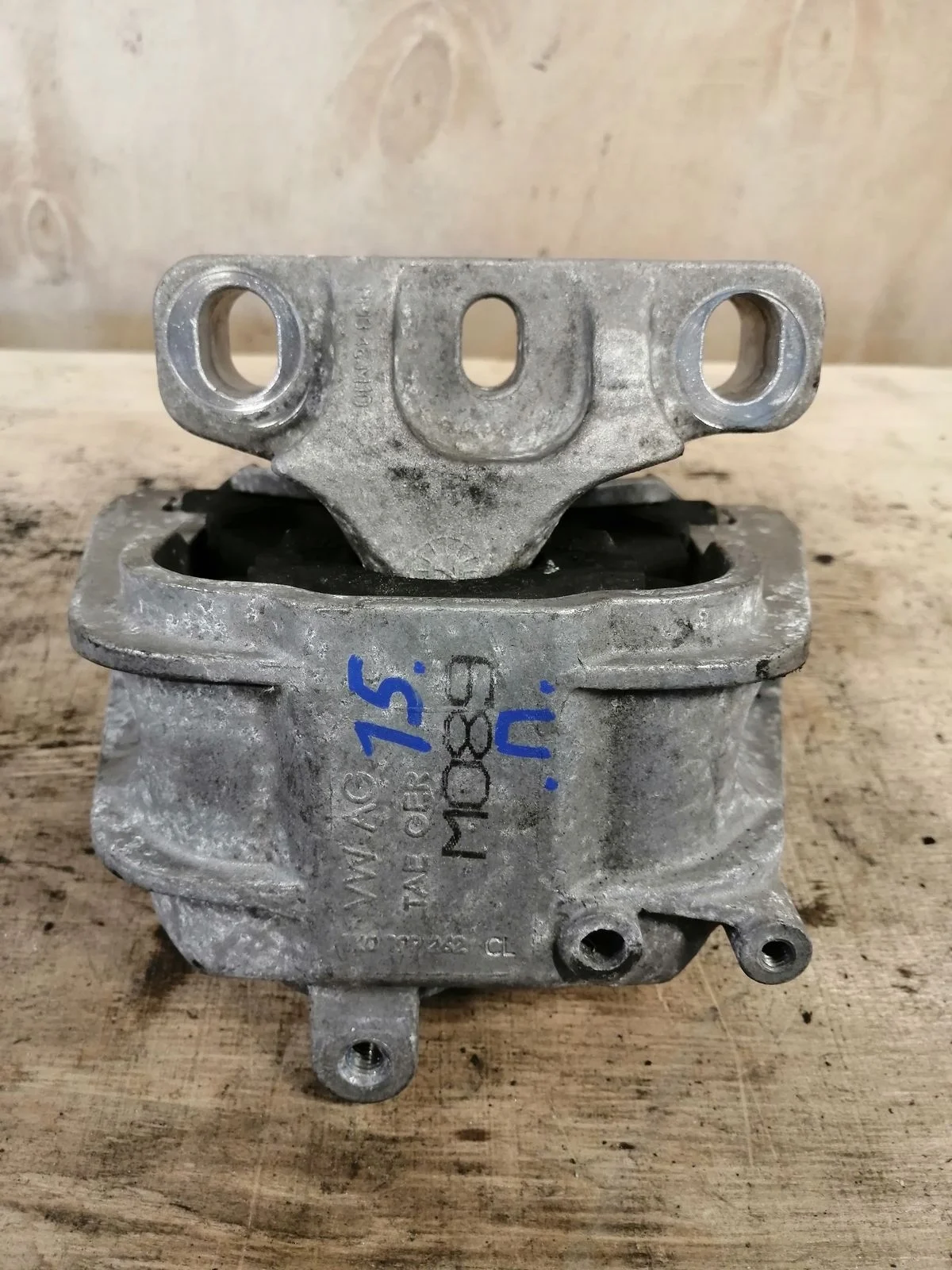 Подушка двигателя Volkswagen Passat CC B6 (2008—2012)