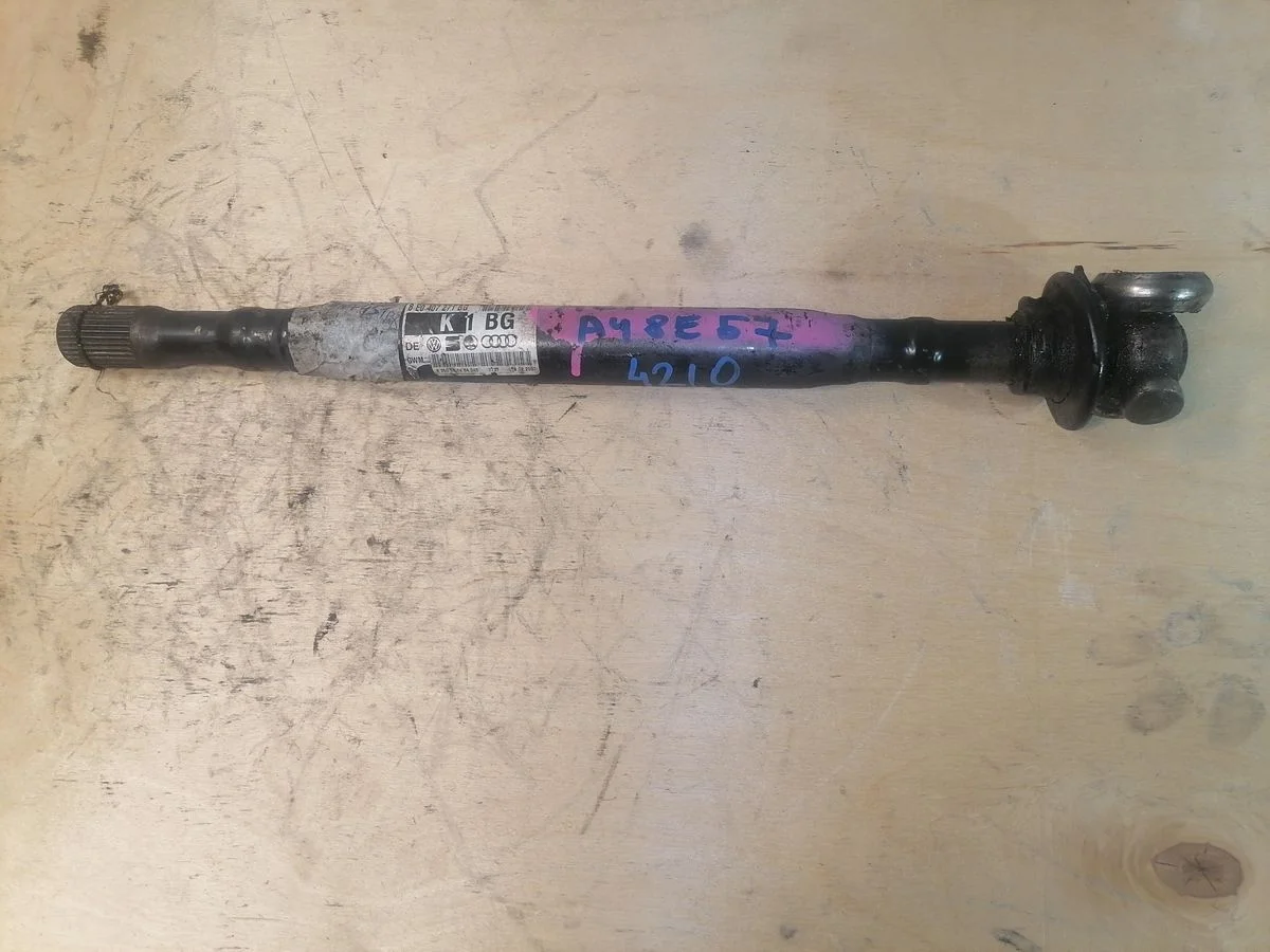 Привод Audi A4 B6 (2000—2006) б.у 8e0407271bg