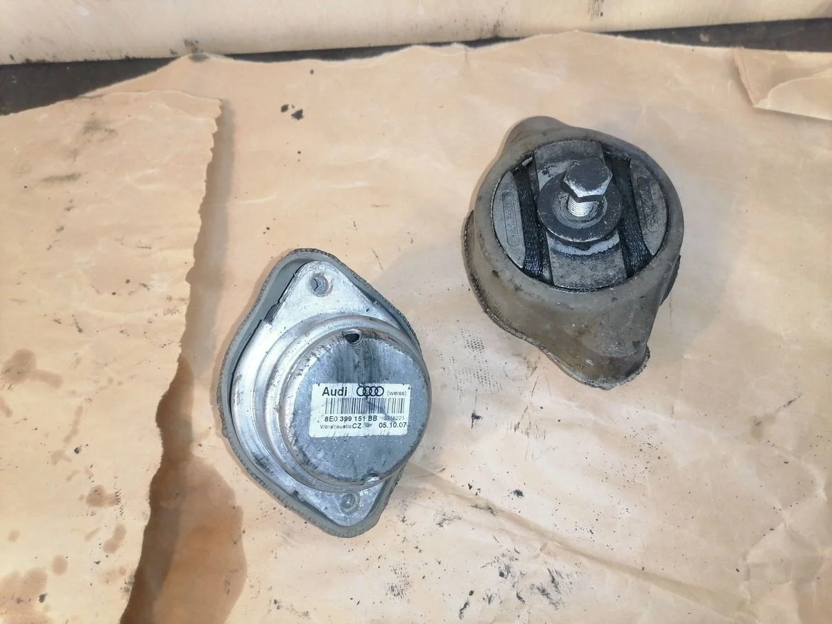 Подушка АКПП Audi A4 B7 (2004—2009)