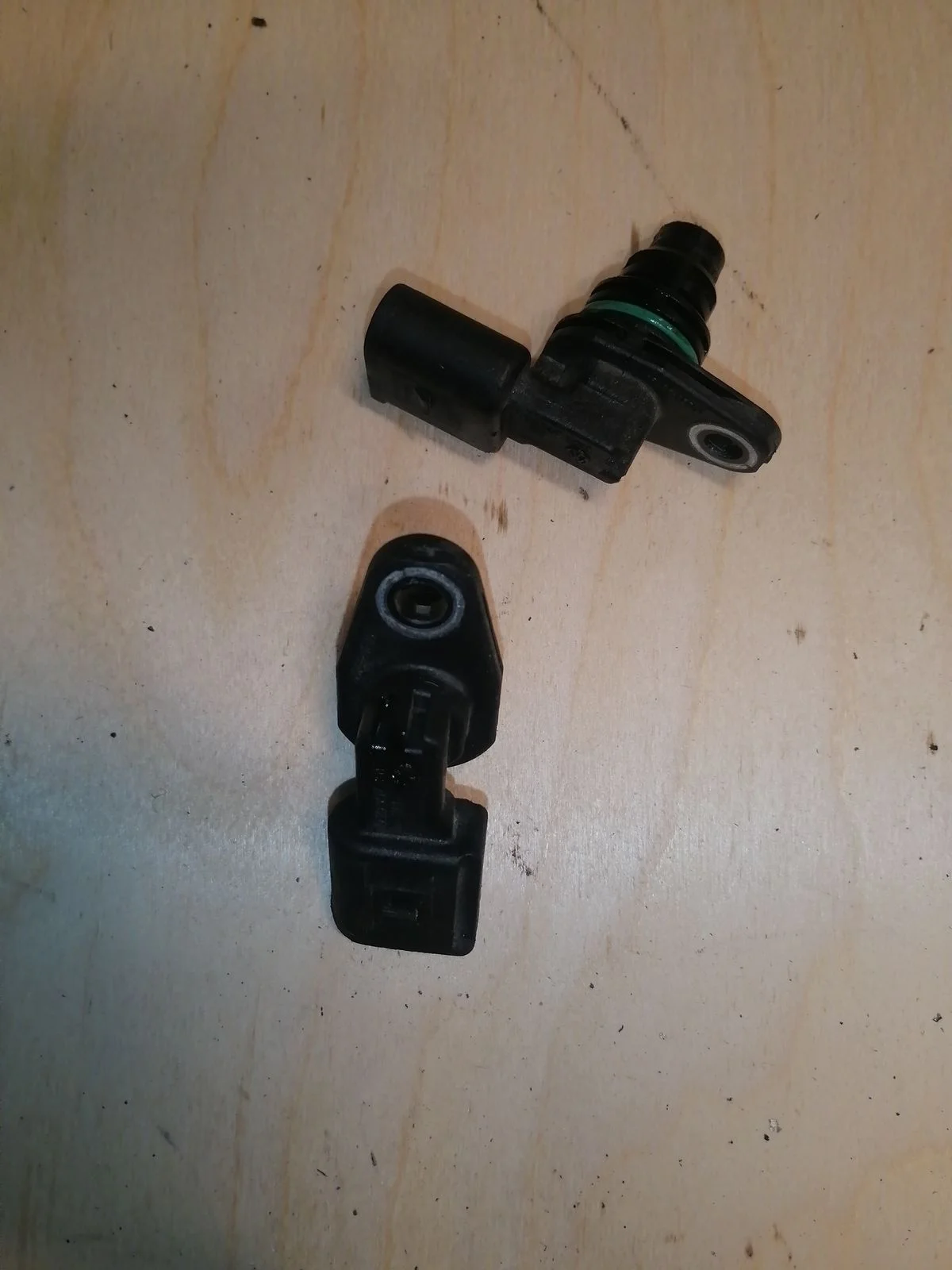 Датчик положения распредвала Volkswagen Passat CC B6 (2008—2012)