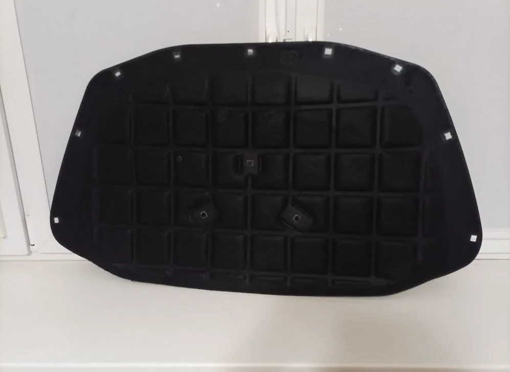 Шумоизоляция капота Skoda Octavia II рестайлинг (2008—2013)