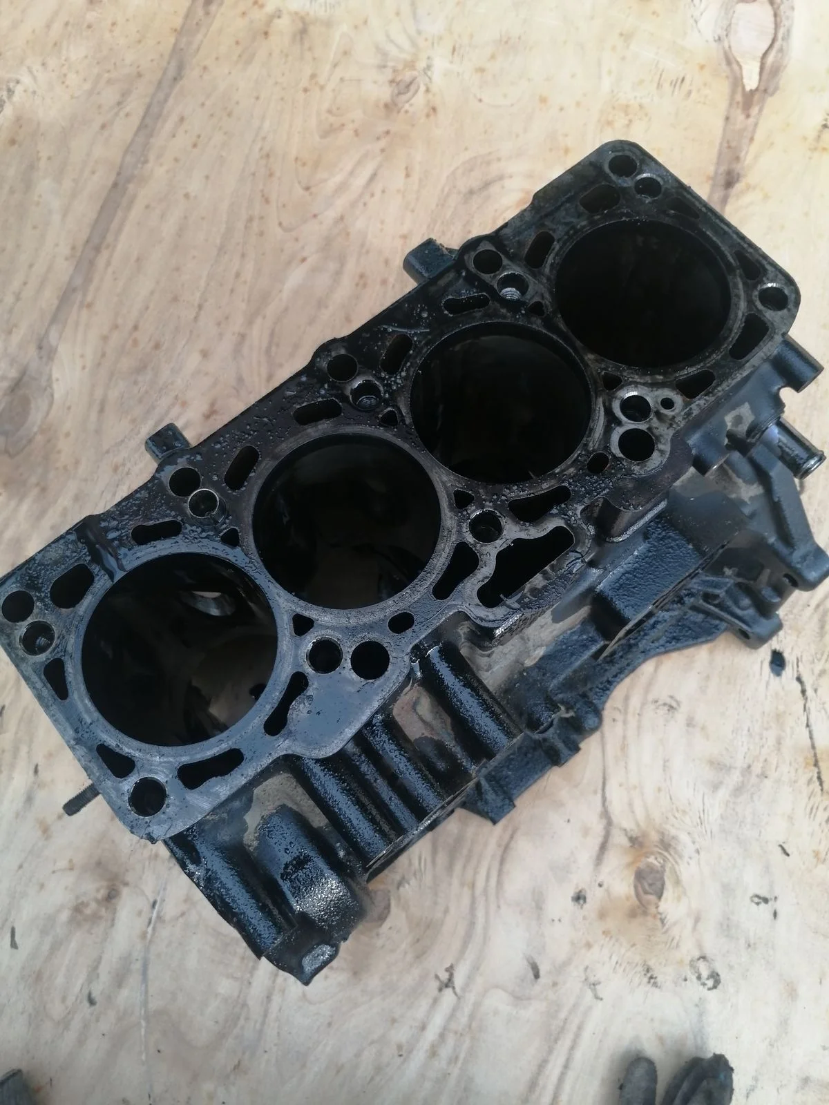 Блок цилиндров Audi A4 B8 (2007—2012)