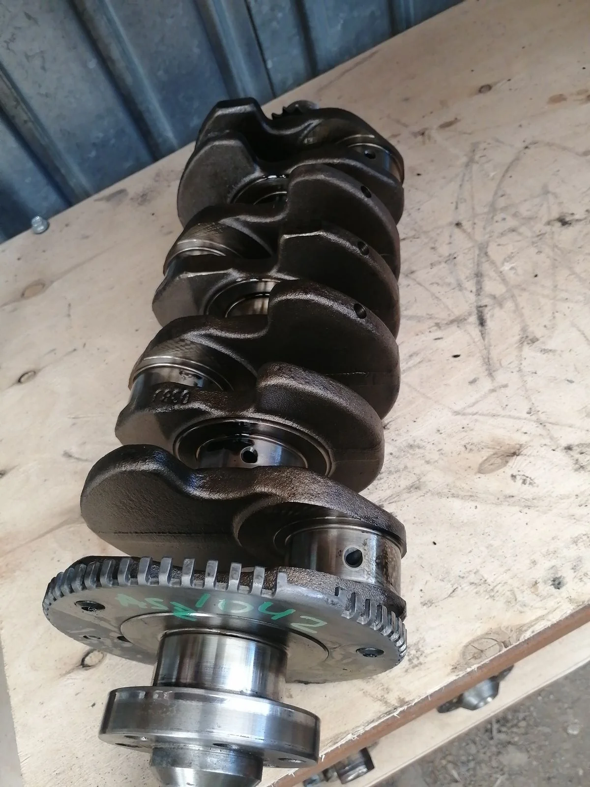 Коленвал Audi A4 B6 (2000—2006)