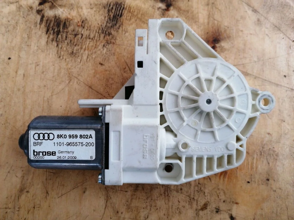 Моторчик стеклоподъемника Audi A5 I рестайлинг (2011—2016)