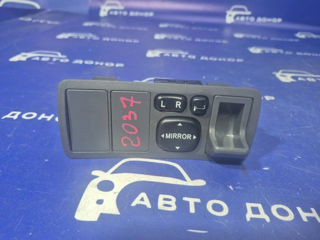 блок управления зеркалами TOYOTA ALLION AZT240 1AZFSE - 84872-52040