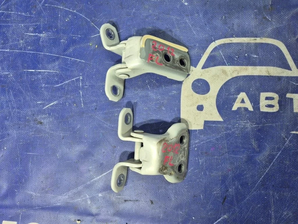 петли двери TOYOTA ISIS ANM10 1AZFSE F 68720-12150, 68740-33020