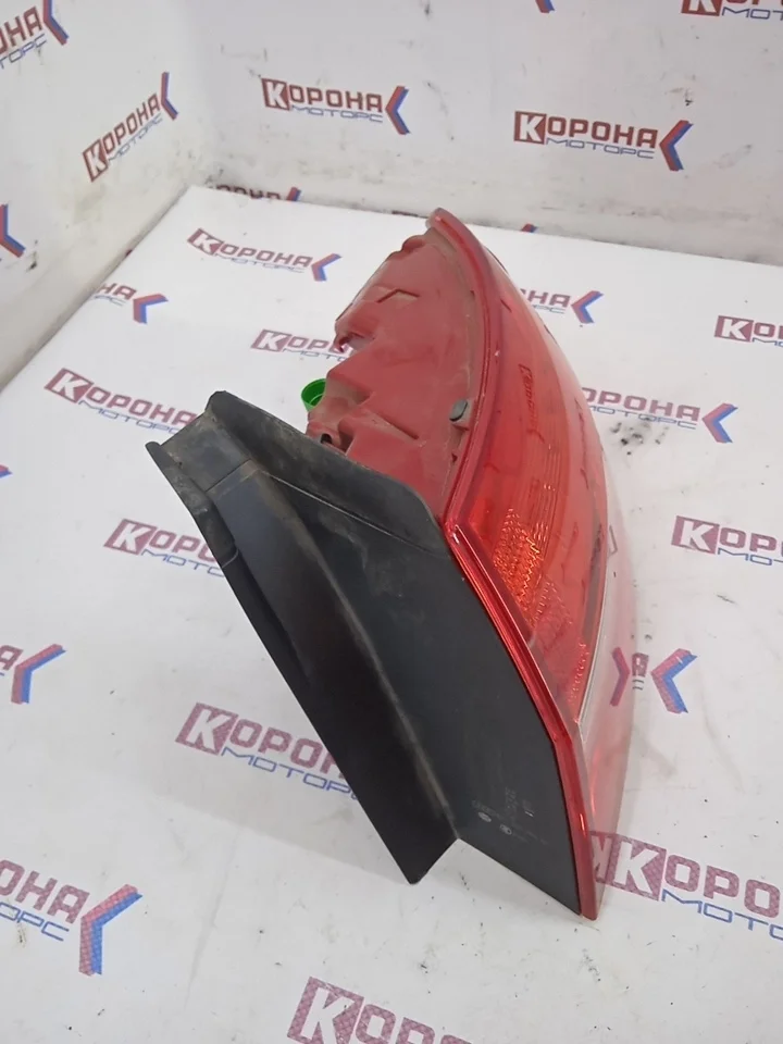 Фонарь задний правый наружный AUDI A4 (LED) Б/У Б/У