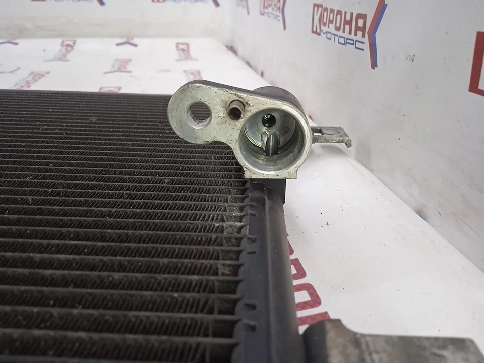 Радиатор кондиционера Audi A6 (C7) Б/У Б/У