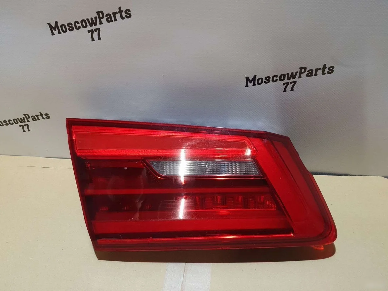 Фонарь задний левый внутренний BMW 5 серия G30/G31 (2016—2020)