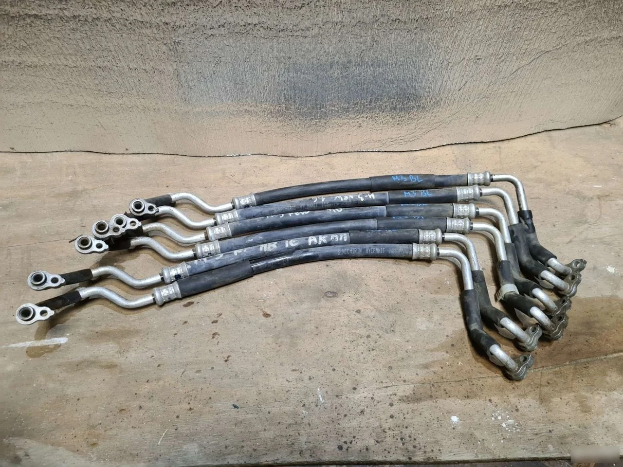 Трубка кондиционера Mazda 3 BL (2008—2011)