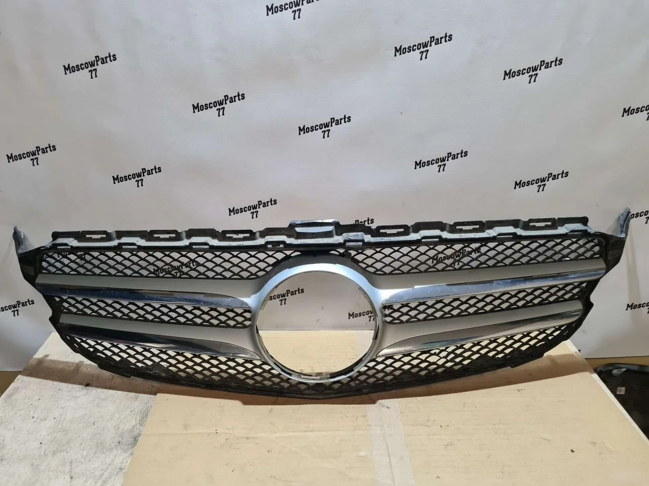 Решетка радиатора Mercedes-Benz C-класс W205/S205/C205/A205 (2014—2018)