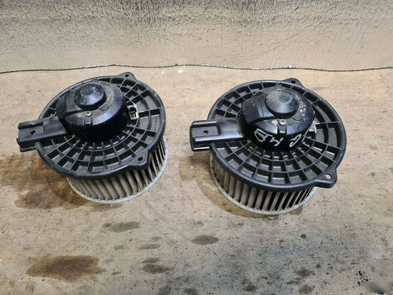 Мотор отопителя печки правый руль Mazda 6 GG рестайлинг (2005—2008)