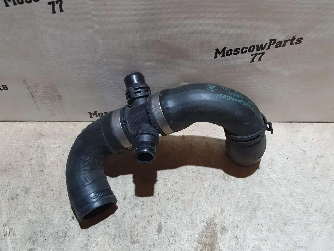 Патрубок системы охлаждения BMW 5 серия F10/F11 (2009—2013)